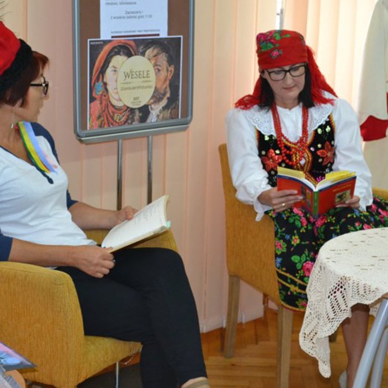177_7_narodowe-czytanie-wesela-stanislawa-wyspians.jpg