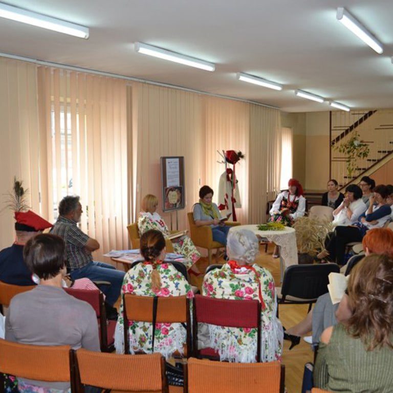 177_9_narodowe-czytanie-wesela-stanislawa-wyspians.jpg