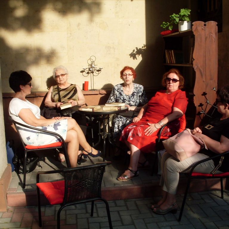 280_1561458715.jpg