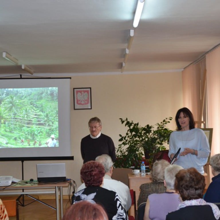 54_1_opowiesci-podroznicze.jpg