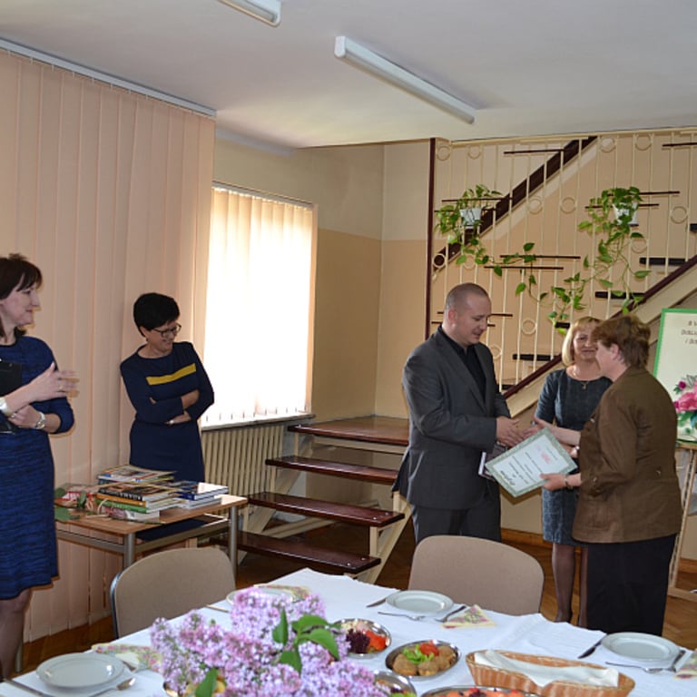 84_2_dzien-bibliotekarza-i-bibliotek.jpg